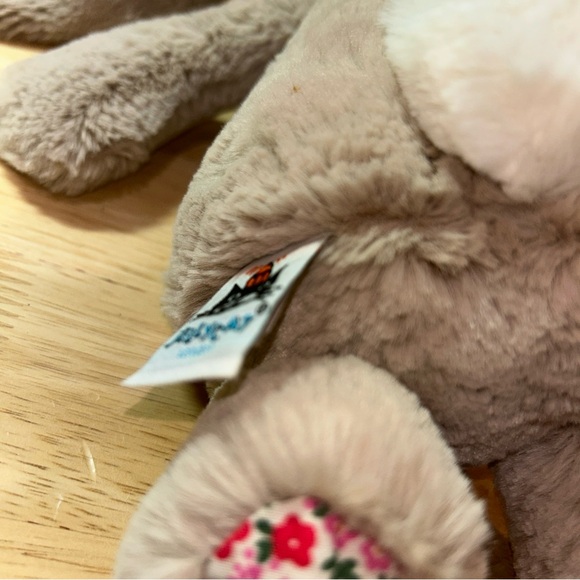 Jellycat Bashful Posy Blossom Bunny Beige Floral Ears Feet Medium Retired 12” - Picture 12 of 15